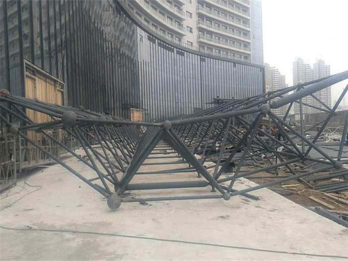 丹阳万豪酒店雨棚网架